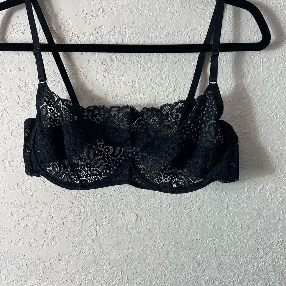 SHAPE FX  Black Peek-a-Boo Underwire Bra. Sz XL